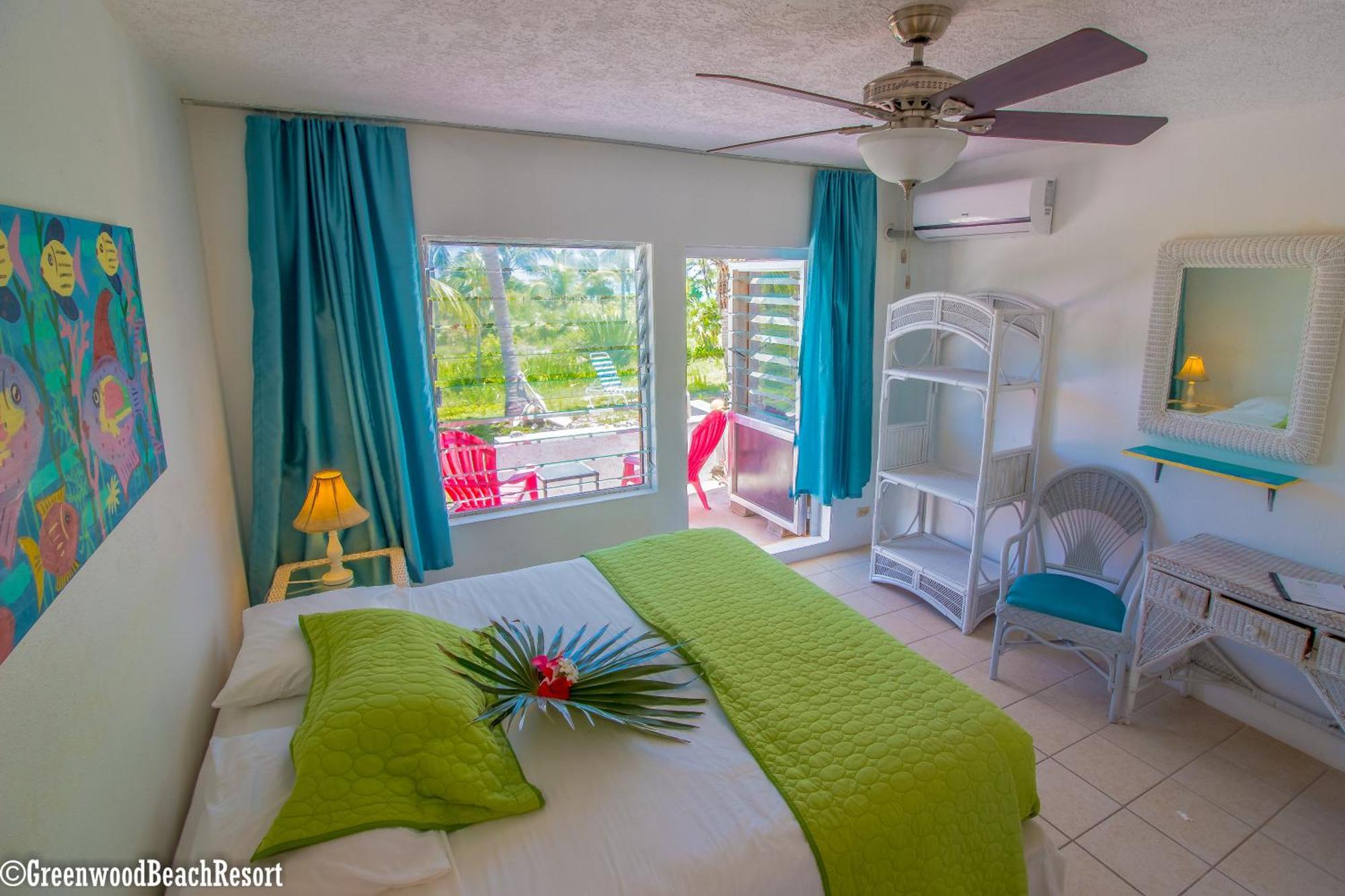 Greenwood Beach Resort Bailey Town  Esterno foto